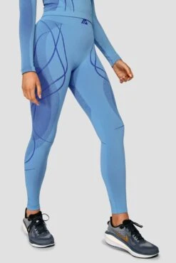 Contour Seamless Legging - Powder Blue/Egyptian Blue -Montirex ContourSeamlessLegging PowderBlue EgyptianBlue Closeside