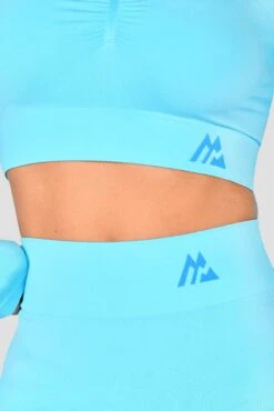 Evolve Seamless Crop - Neon Sky -Montirex EvolveCoreSeamlessLsCrop NeonSky detail
