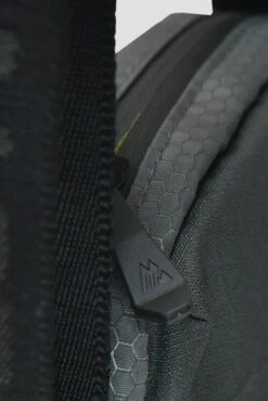 MTX 2.0 Crossbody Bag - Cement Grey/Electric Lime 13 MTX 2.0 Crossbody Bag - Cement Grey/Electric Lime -Montirex MTX 2.0 CROSSBODY BAG CEMENT GREY ELECTRIC LIME detail