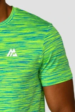 Trail 2.0 T-Shirt - OG Neon/Green 11 Trail 2.0 T-Shirt - OG Neon/Green -Montirex TRAIL TEE OG NEON PERSIAN GREEN NEON BLUE logo detail